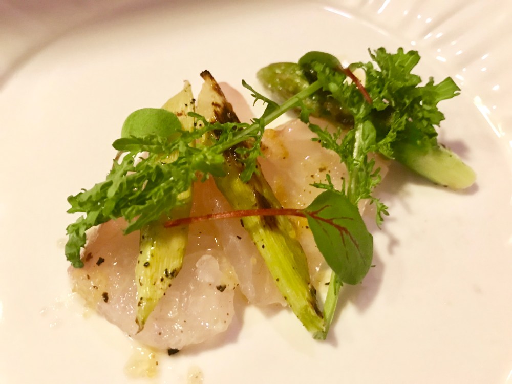 4EDE7DBE-5D2C-4605-B7B6-D24A724A39F8