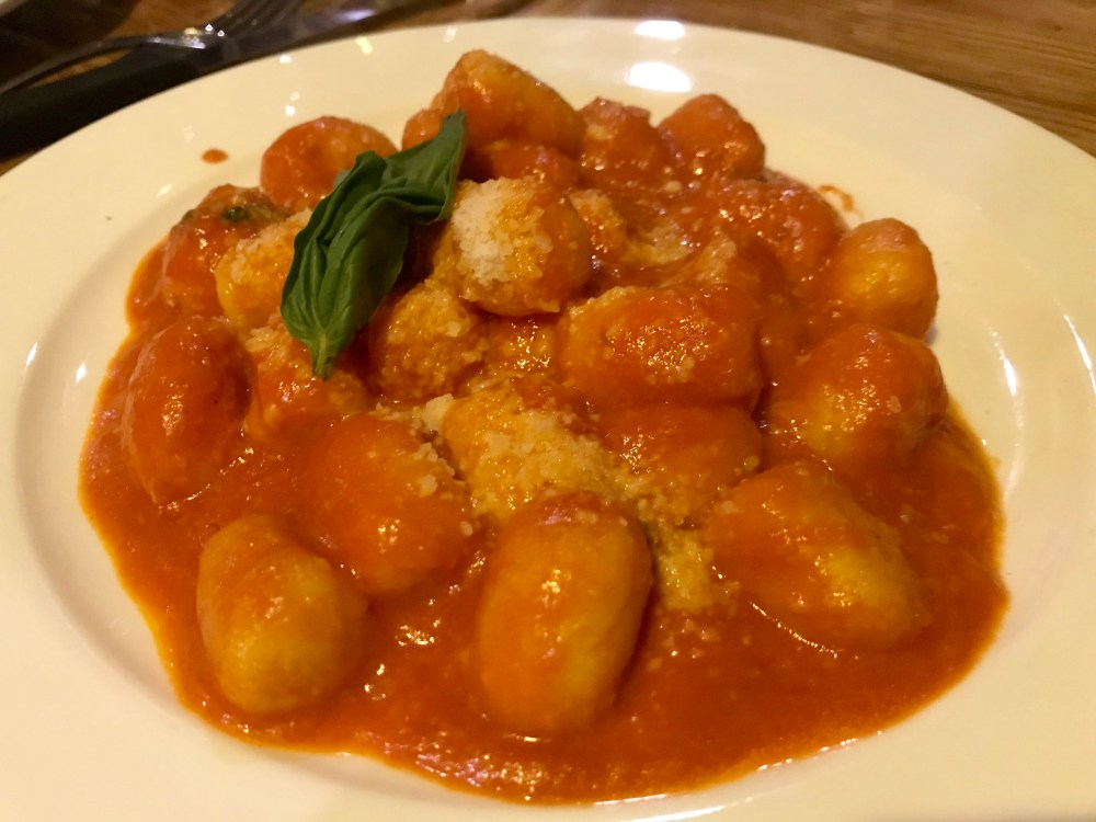 F981A124-5EA3-4D7A-9F90-BA31370FAA03