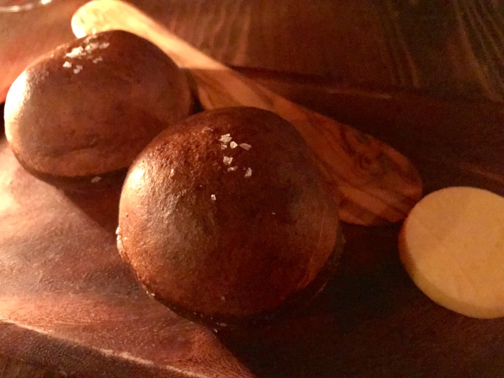 3690DCE9-30BD-48AC-BD72-DB1301E15A8E