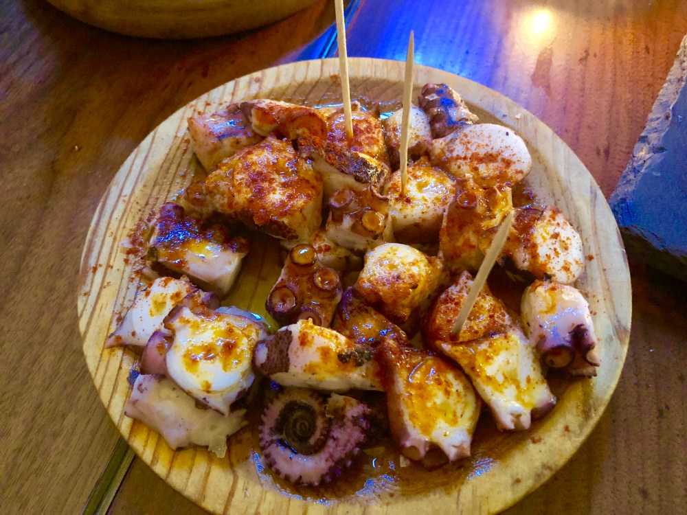 24219E18-DFED-4C44-907F-63D61E0A43FE