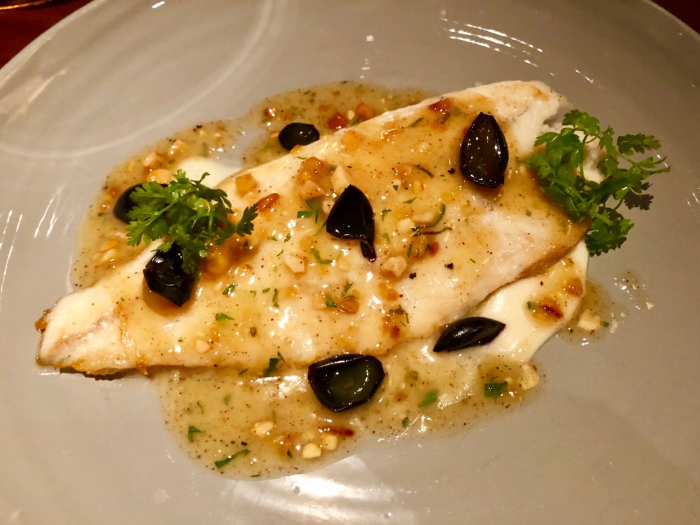 5FC82B9F-BEEE-4A6A-8282-F4F1B93F65AB