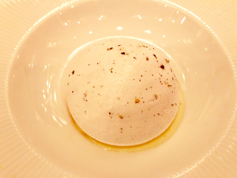 3523401F-418B-4884-AD64-30F5299E15E1