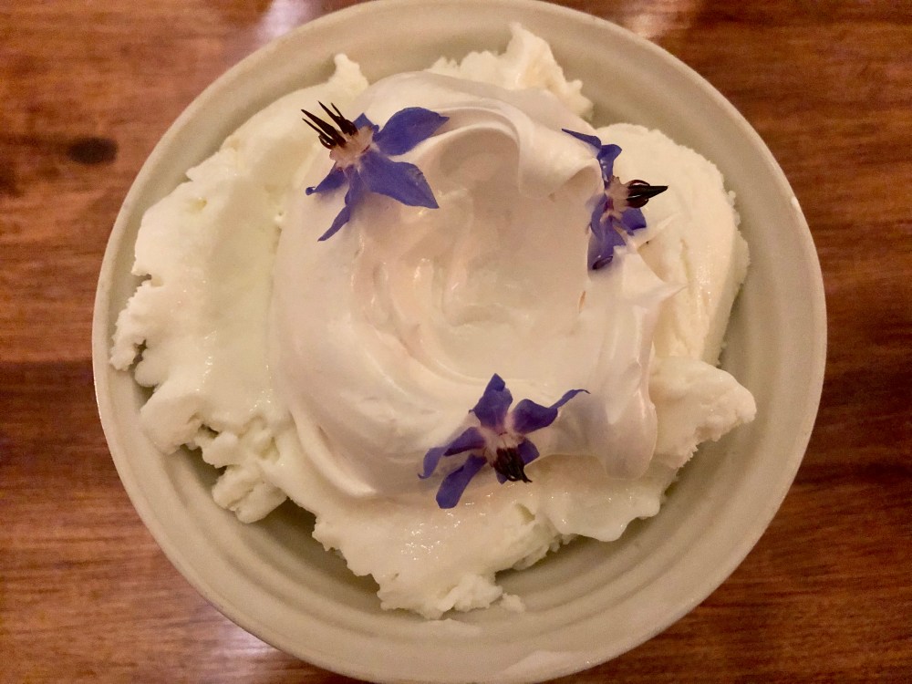 26BE1EA9-556E-4CC1-8598-3176A53F3916